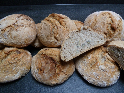Brot backen schnell und gesund – Manna Ernährung & Therapie